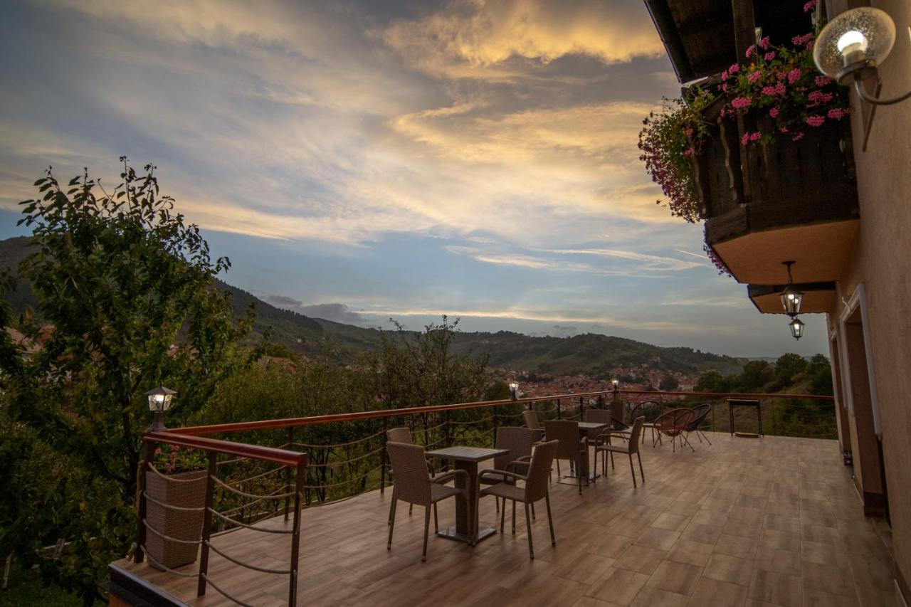 The View Apartment Visoko Exteriér fotografie